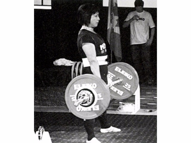 女子67.5kg級3位の北村真由美。ベンチプレスではマスターズIの世界新記録を樹立した
