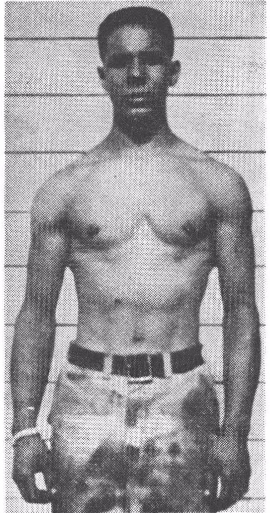 〔これはパールが17才のときに撮った写真だが，彼の体はこの頃か大きな変化を遂げたのである。〕