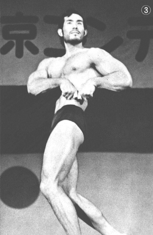 ③逞しい上腕と美しいプロポーションはまだまだ健在。'69ミスター日本吉村太一選手。