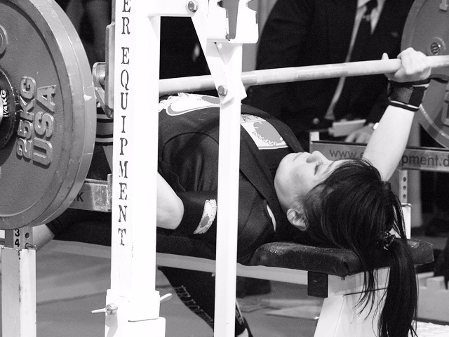 女子57kg級1位長浜恵美の第3試技127.5kg