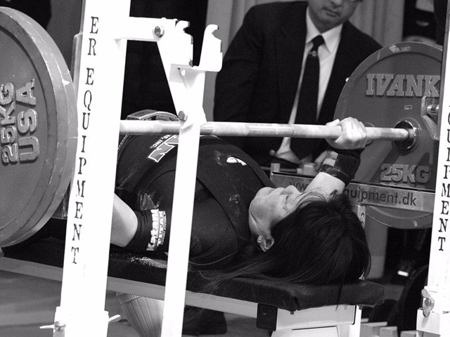 逆転優勝を掛けて125kg挑む女子57kg級 2位酒巻知子