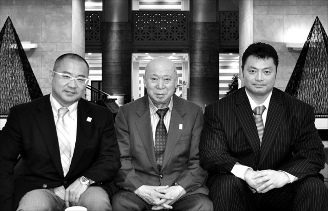 左よりＧＮＰＣ日本事務局長・笠松氏、Ｊ ＢＢＦ玉利会長、BELLZ 代表・吉田氏