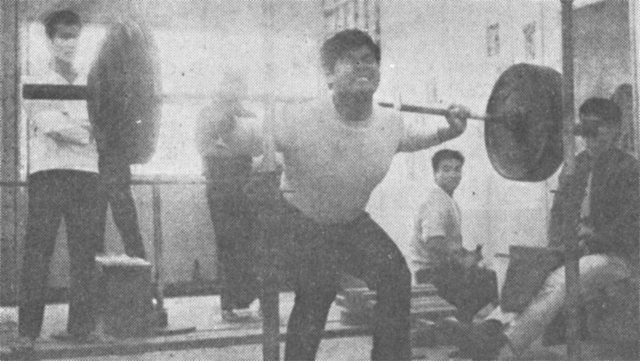 静岡県記録会スクワットで180kgを出した松浦選手