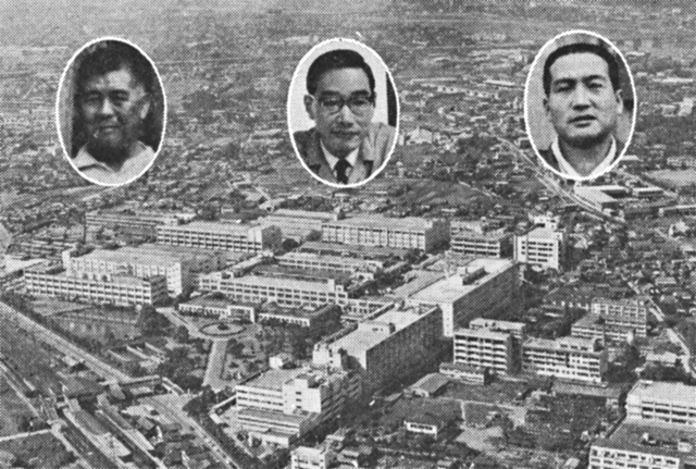 富士通川崎工場の全景と、ボディビル部の役員たち。左から小柳津顧問、上村部長、田辺キャプテン