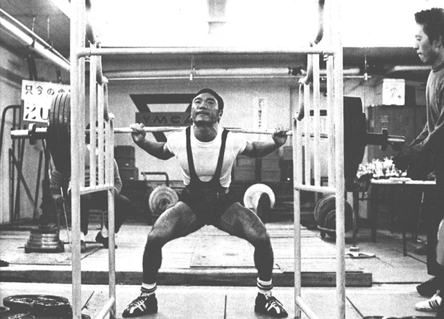 バンタム級因幡選手は、以前の自己最高記録192.5kgを大きく上まわる205kgをマーク