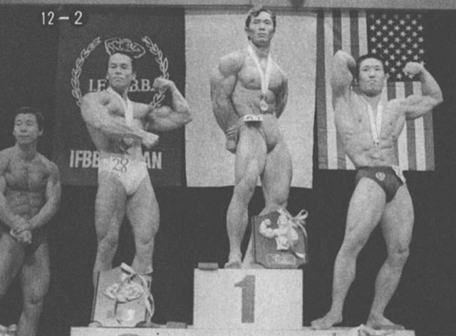 1978IFBBオールジャパン・チャンピオンシップス、ライト・クラス入賞者。左から2位・高橋威、優勝・谷口明、3位・菊地正幸