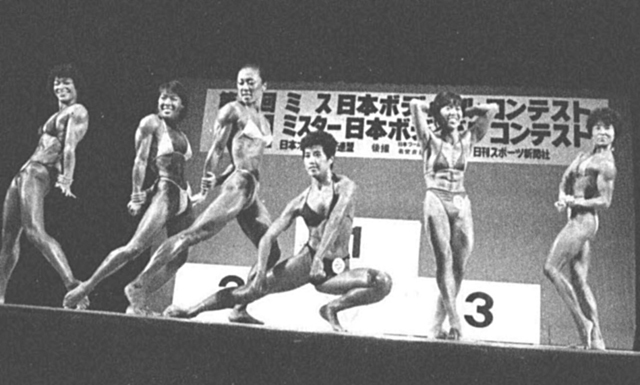 左から大垣、飯島、安藤、須藤、神田、遠藤