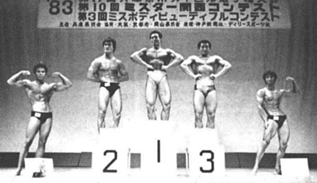 兵庫県選手権大会トールマン・クラス。左から2位・粟本、1位・仲、3位・梶原
