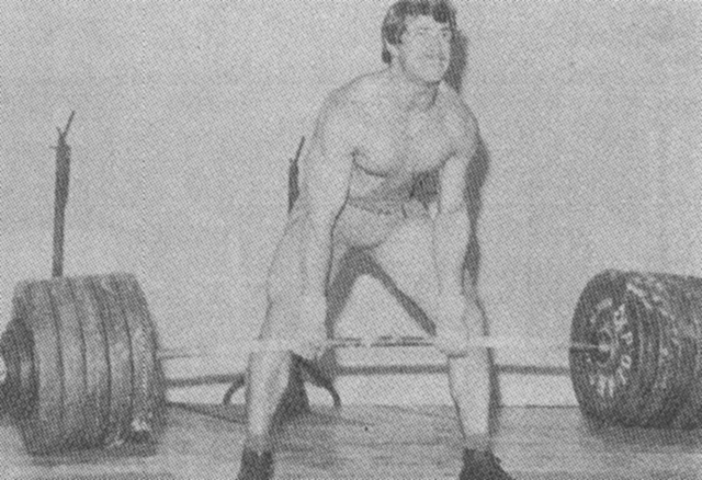 ポーランドのジャン・ルカ。82.5kg級で290kgに成功。この後、足幅の狭いスタイルで312.5kgに成功